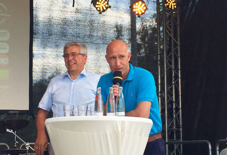 Vorstellung des 1.Opel-Fußball-Firmen-Masters Kaiserslautern 